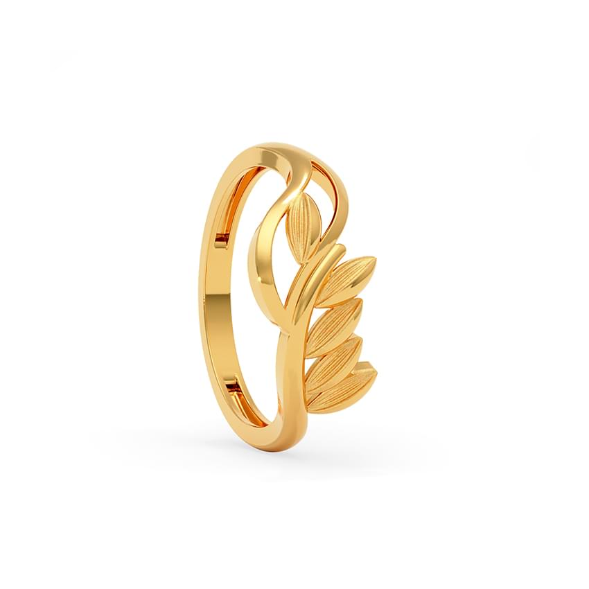 Minimalist gold rings